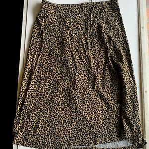 Old Navy Leopard Printed Skirr